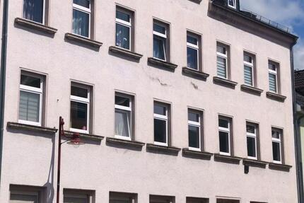 schöne helle 2 RaumWohnung mit großem Bad