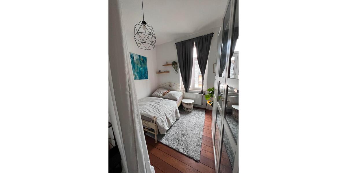 Etagenwohnung Wiesbaden Biebrich - 2.5 Zimmer, 66 m&sup2;, 940&euro; | Angebot:26665879