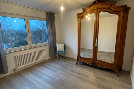 Zimmer in Beuel, ruhig und hell, Rheinnähe 1 zimmer