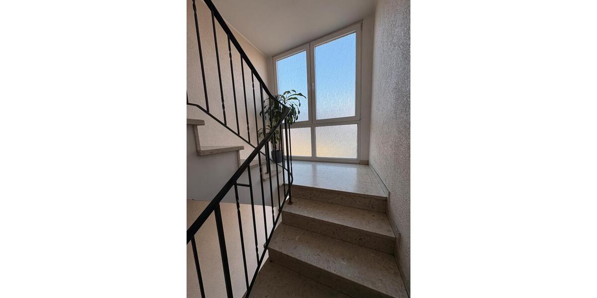 Etagenwohnung Bergheim Ahe - 3 Zimmer, 84 m&sup2;, 672&euro; | Angebot:25044416