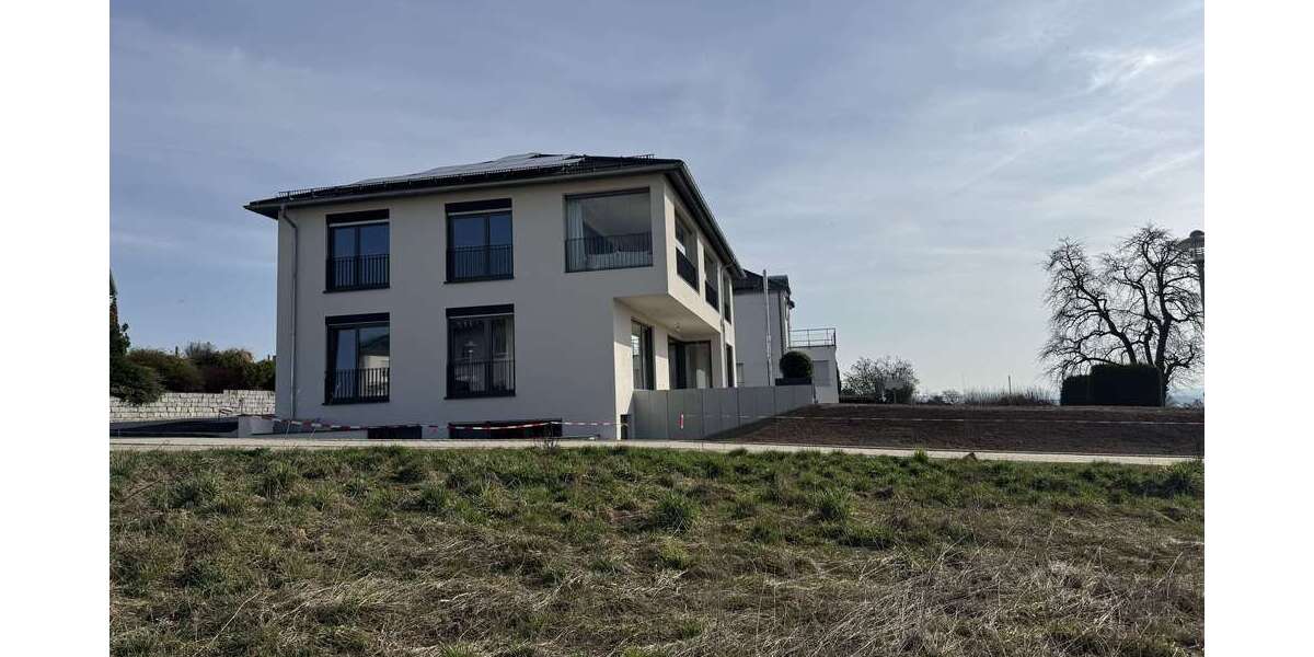 Etagenwohnung Aulendorf - 3 Zimmer, 82 m&sup2;, 1.000&euro; | Angebot:25905008