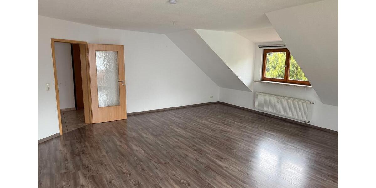 Etagenwohnung Haßfurt - 3 Zimmer, 96 m&sup2;, 780&euro; | Angebot:26481253