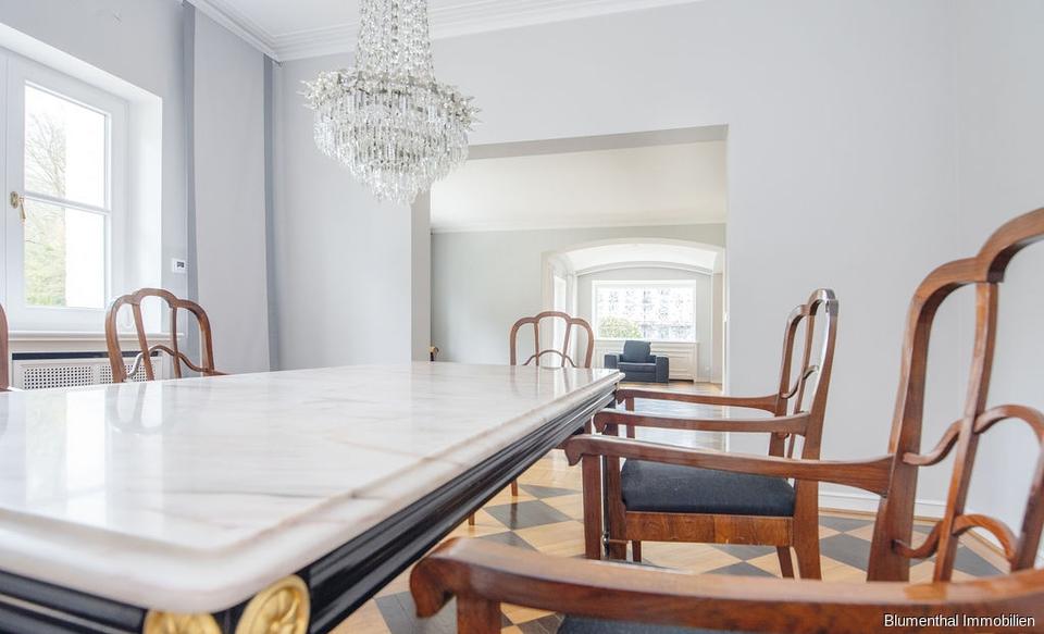 Villa Bielefeld Schildesche - 7 Zimmer, 272 m&sup2;, 2.700&euro; | Angebot:26291726