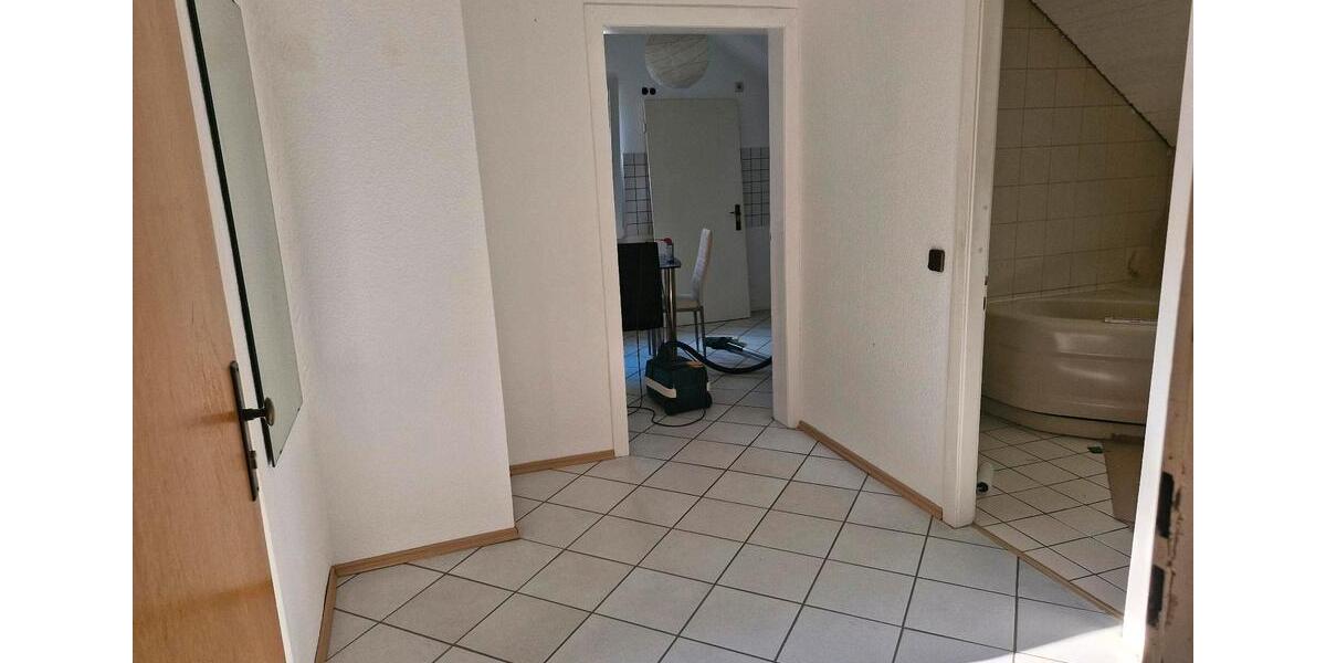 Dachgeschoßwohnung Wuppertal Gemarkung Barmen - 2 Zimmer, 78 m&sup2;, 657&euro; | Angebot:26497694