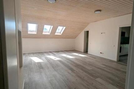 Wohnung Otterndorf - 4 Zimmer, 120 m&sup2;, 720&euro; | Angebot:25871555