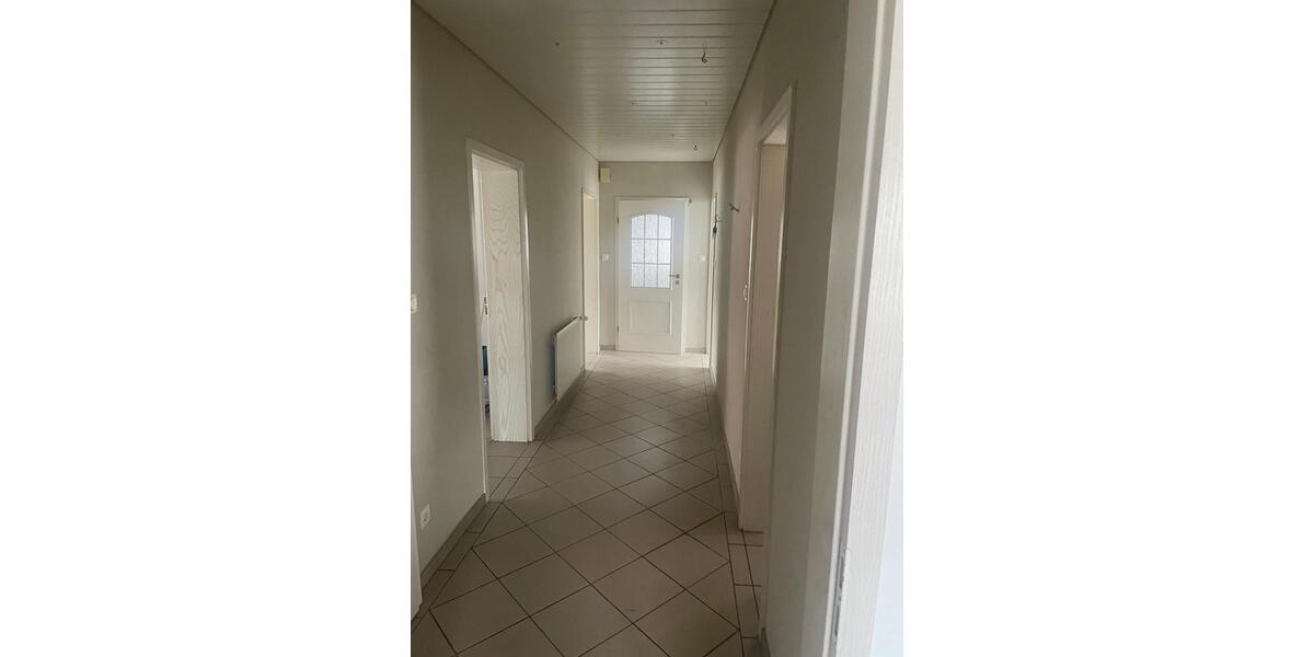 Etagenwohnung Leverkusen Schlebusch - 4 Zimmer, 90 m&sup2;, 1.400&euro; | Angebot:24508747