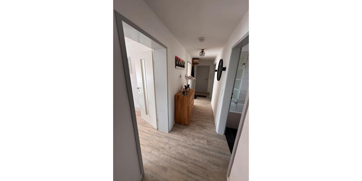 Etagenwohnung Salzwedel - 3 Zimmer, 80 m&sup2;, 850&euro; | Angebot:26348369