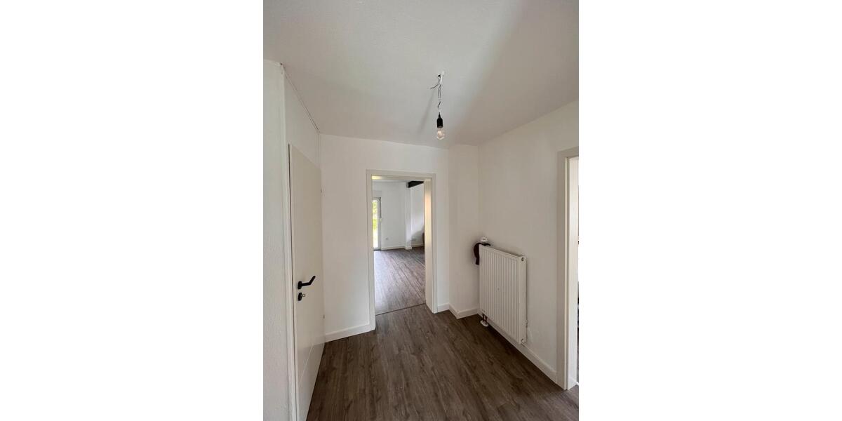 Einfamilienhaus Betzdorf - 3 Zimmer, 92 m&sup2;, 1.200&euro; | Angebot:25931942