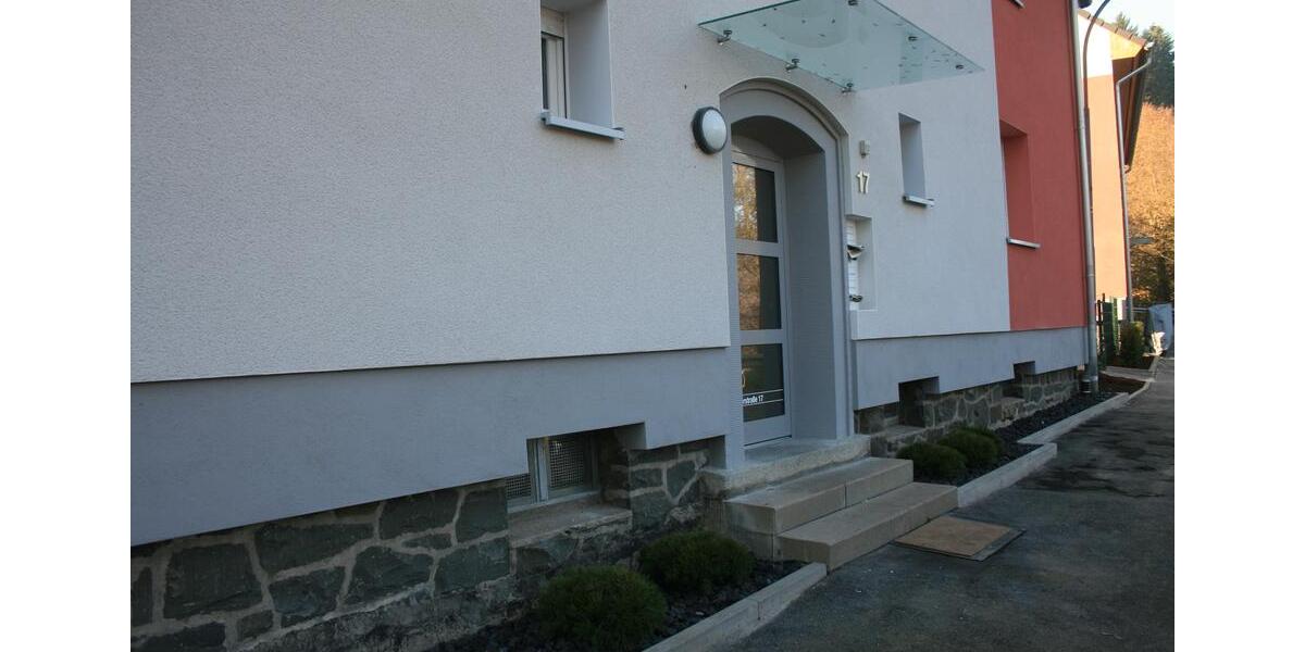 Dachgeschoßwohnung Werdohl - 2 Zimmer, 43 m&sup2;, 280&euro; | Angebot:26084384