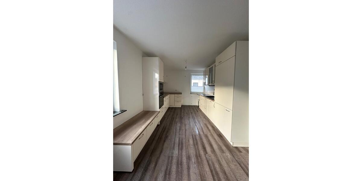 Etagenwohnung Delbrück - 3 Zimmer, 92 m&sup2;, 1.040&euro; | Angebot:25855811