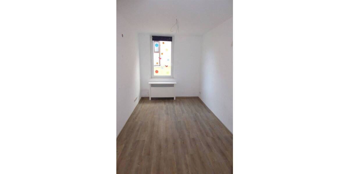 Etagenwohnung Ilmenau-Manebach Manebach - 4 Zimmer, 105 m&sup2;, 650&euro; | Angebot:26798529