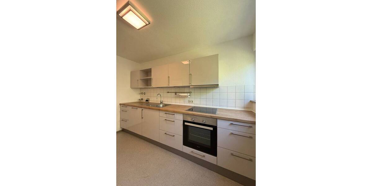 Etagenwohnung Gerbrunn - 3 Zimmer, 87 m&sup2;, 1.044&euro; | Angebot:26410346