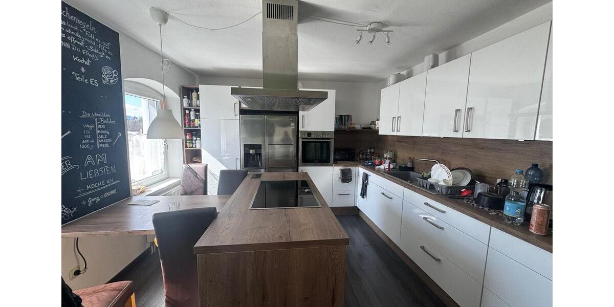 Einfamilienhaus Marktredwitz - 3 Zimmer, 150 m&sup2;, 1.100&euro; | Angebot:26492252