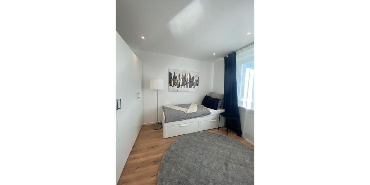 Erstbezug: Stilvolle 4-Zimmer-WG – voll möbliert & frisch saniert 1 zimmer