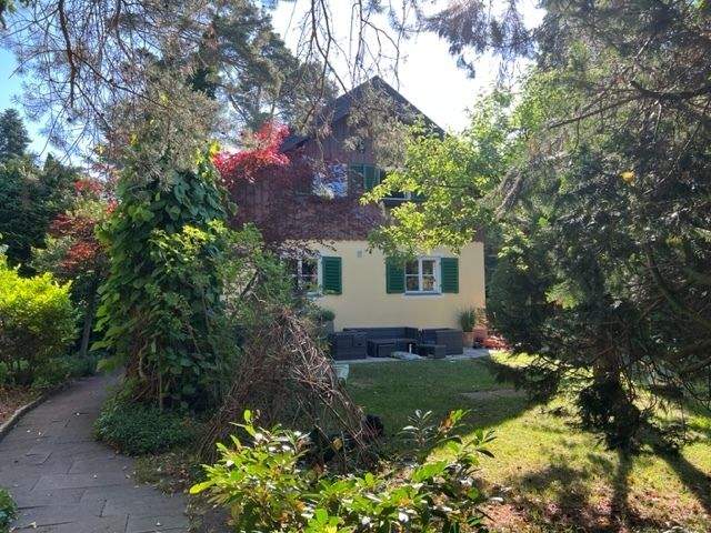Rarität- verwunschenes EFH+2 große Gartenber. auf 1.340m² 5 zimmer