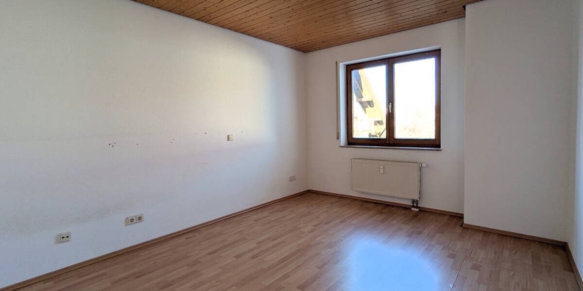 Etagenwohnung Senden Wullenstetten - 3 Zimmer, 82 m&sup2;, 1.000&euro; | Angebot:26817283