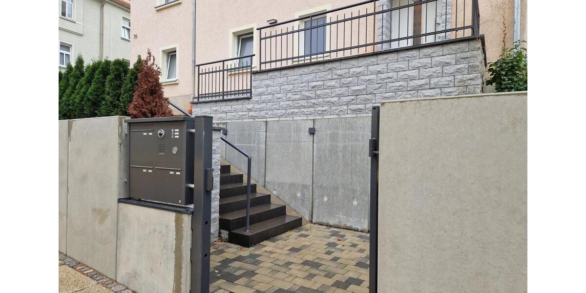 3 Zimmer Wohnung mit großem Balkon in Crimmitschau 3 zimmer