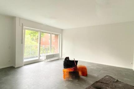 *Nur mit WBS* 1-Zimmer Wohnung mit Balkon in zentraler Lage zimmer