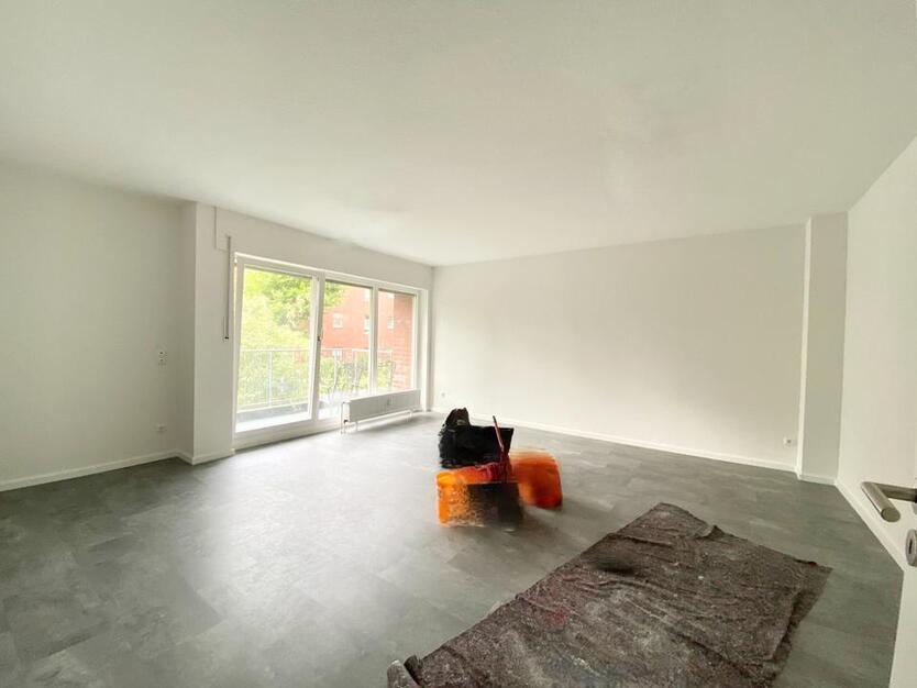 *Nur mit WBS* 1-Zimmer Wohnung mit Balkon in zentraler Lage zimmer