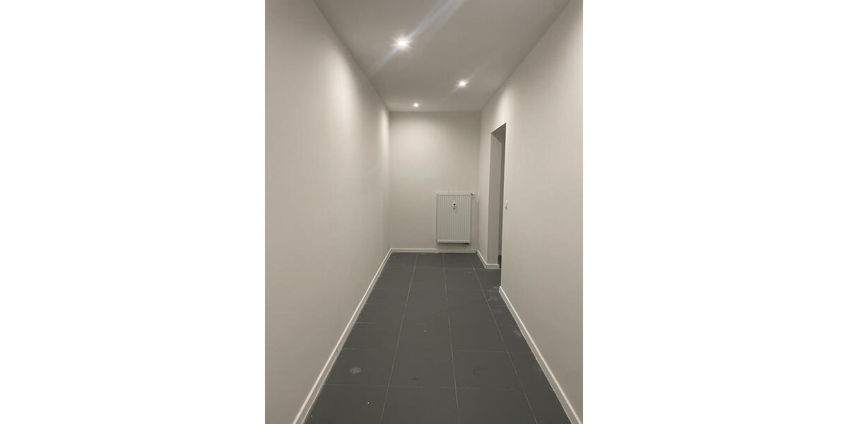 Erdgeschoßwohnung Jüterbog - 4 Zimmer, 120 m&sup2;, 1.380&euro; | Angebot:24362199