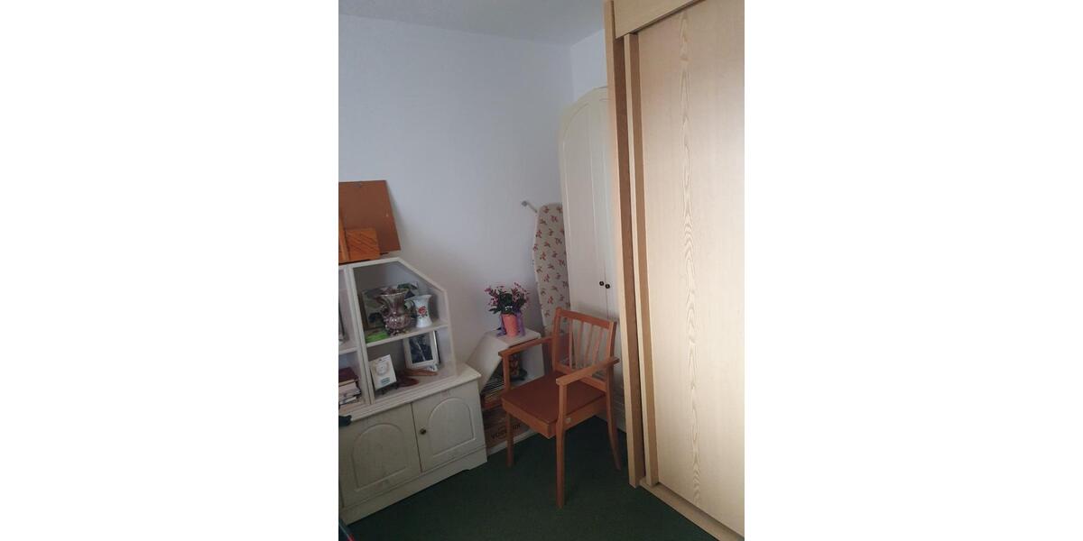Etagenwohnung Pullenreuth - 3 Zimmer, 100 m&sup2;, 700&euro; | Angebot:25840266