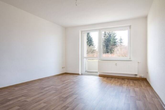 Etagenwohnung Oschatz - 3 Zimmer, 61 m&sup2;, 360&euro; | Angebot:24789334