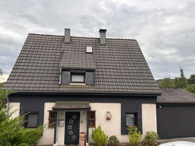 Freistehendes Einfamilienhaus zur Miete 6 zimmer