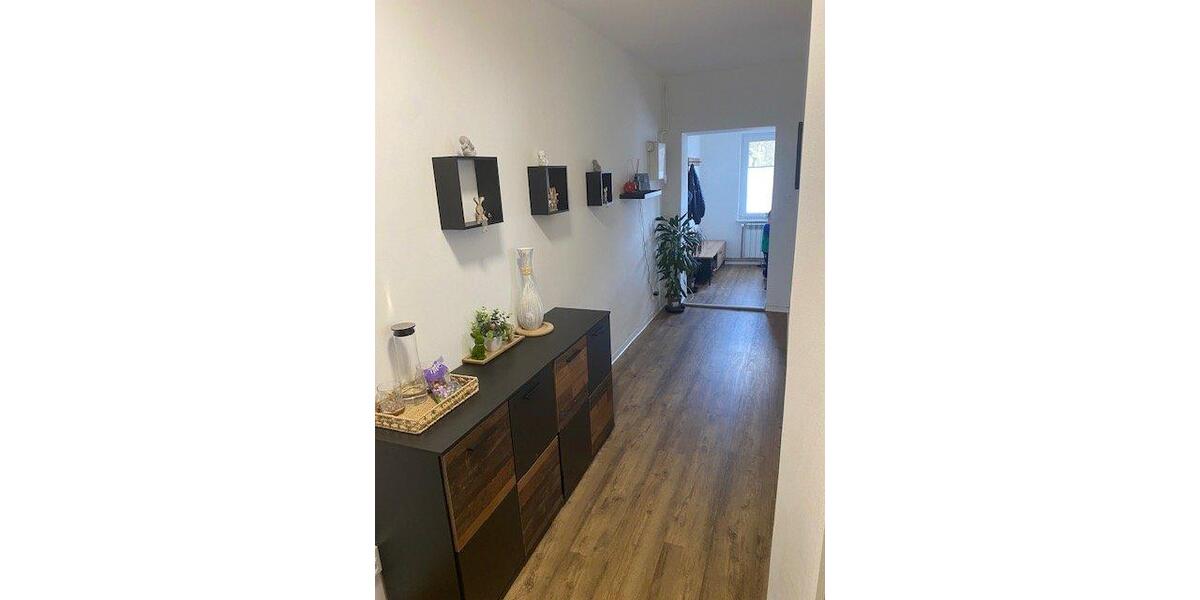 Erdgeschoßwohnung Schwedt (Oder) - 3 Zimmer, 100 m&sup2;, 1.100&euro; | Angebot:26032855