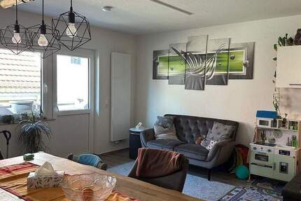 Wohnung Vogtsburg im Kaiserstuhl Oberrotweil - 5 Zimmer, 157 m&sup2;, 1.340&euro; | Angebot:26470874