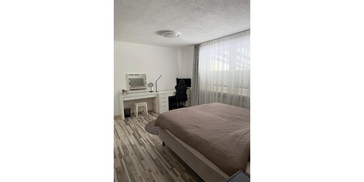 Erdgeschoßwohnung Bad Arolsen - 2 Zimmer, 80 m&sup2;, 980&euro; | Angebot:25088061