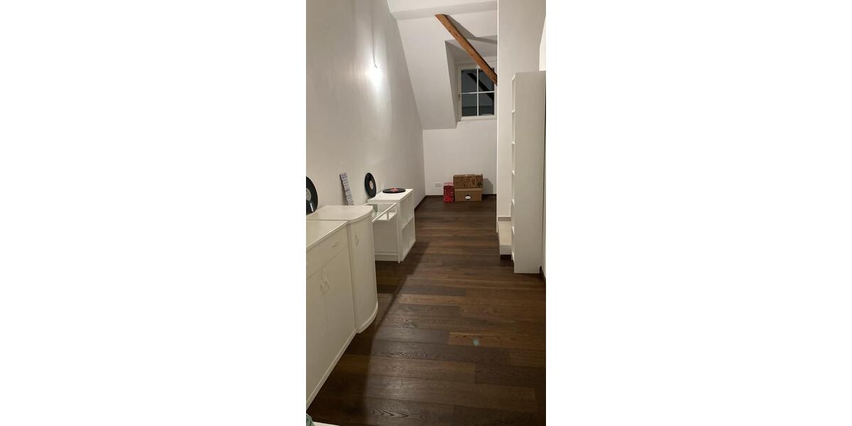 Etagenwohnung Adelzhausen - 5 Zimmer, 151 m&sup2;, 1.950&euro; | Angebot:26682590