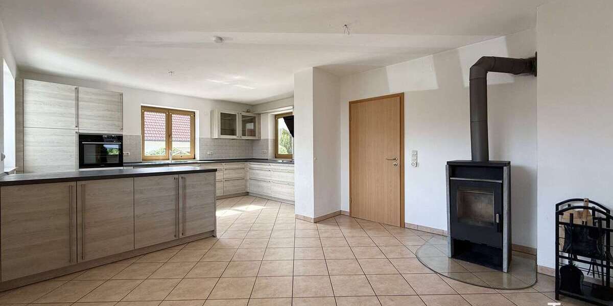 Etagenwohnung Huisheim / Gosheim Gosheim - 4 Zimmer, 148 m&sup2;, 980&euro; | Angebot:27193753