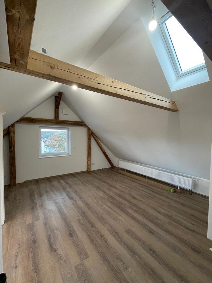 Gemütliche 2- Raum Dachgeschoßwohnung in Idstein-Waldsdorf
