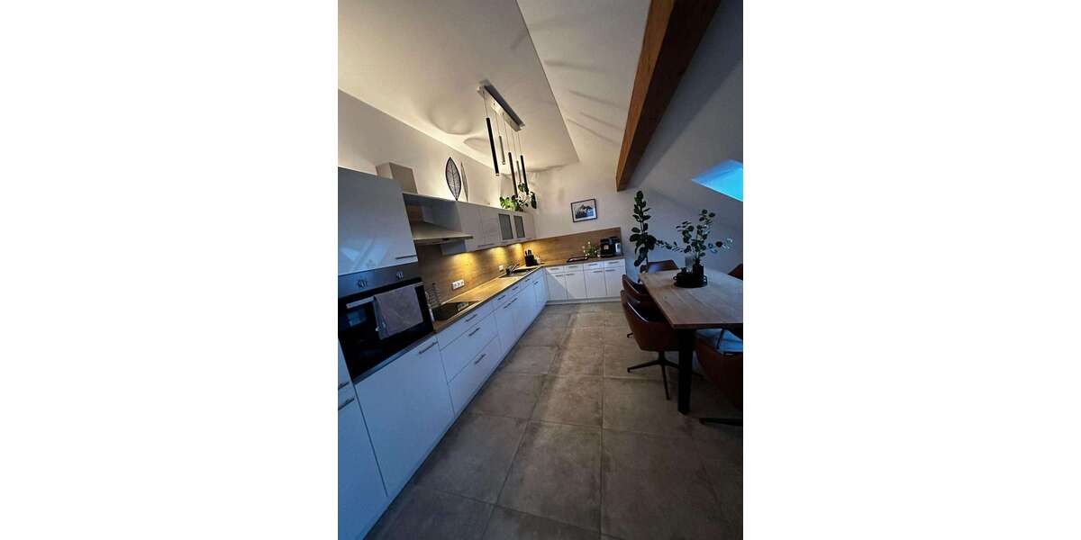 Etagenwohnung Zeitlarn - 3 Zimmer, 100 m&sup2;, 1.050&euro; | Angebot:26670175