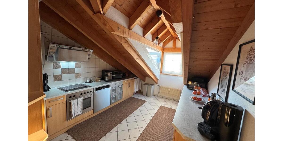 Dachgeschoßwohnung Lörrach - 2 Zimmer, 70 m&sup2;, 970&euro; | Angebot:26030741