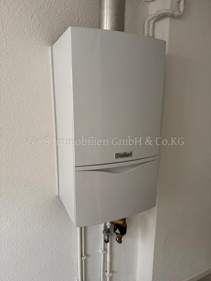 2 Zimmer-Wohnung im östl. Ringgebiet zimmer