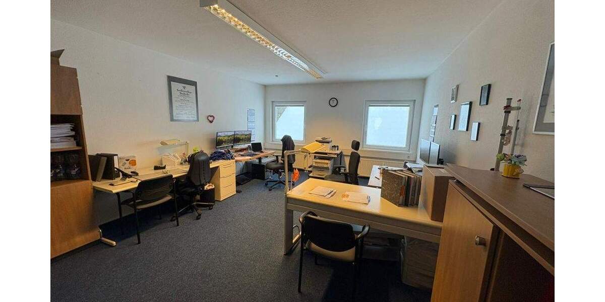 Gewerbeobjekt Lüneburg Neu Hagen - 8 Zimmer, 220 m&sup2;, 2.640&euro; | Angebot:25701369