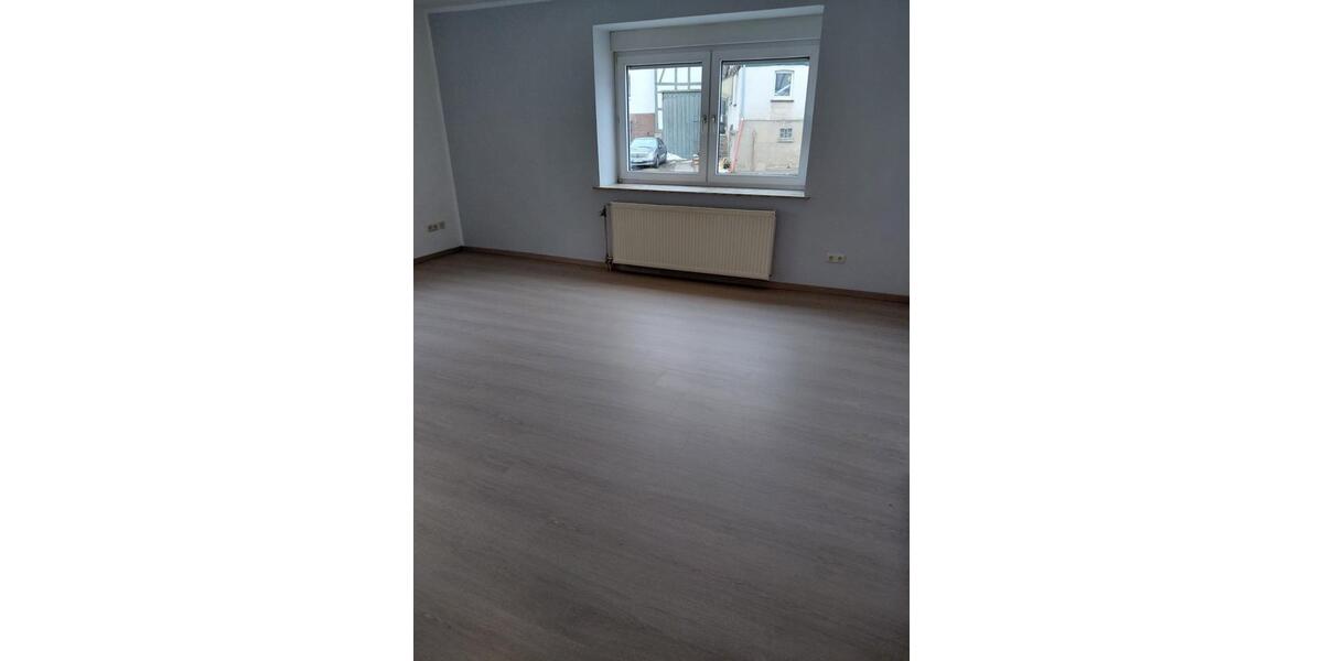 Erdgeschoßwohnung Bad Wildungen - 2 Zimmer, 50 m&sup2;, 335&euro; | Angebot:24837071