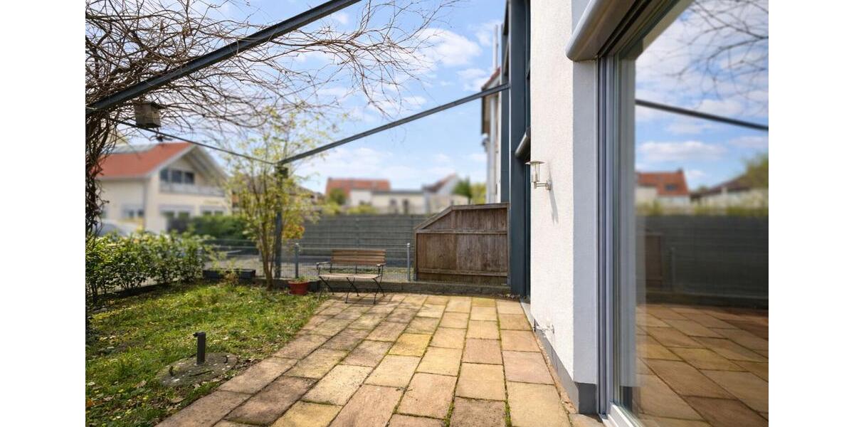 Reihenhaus Bad Vilbel - 5 Zimmer, 177 m&sup2;, 2.700&euro; | Angebot:25862446