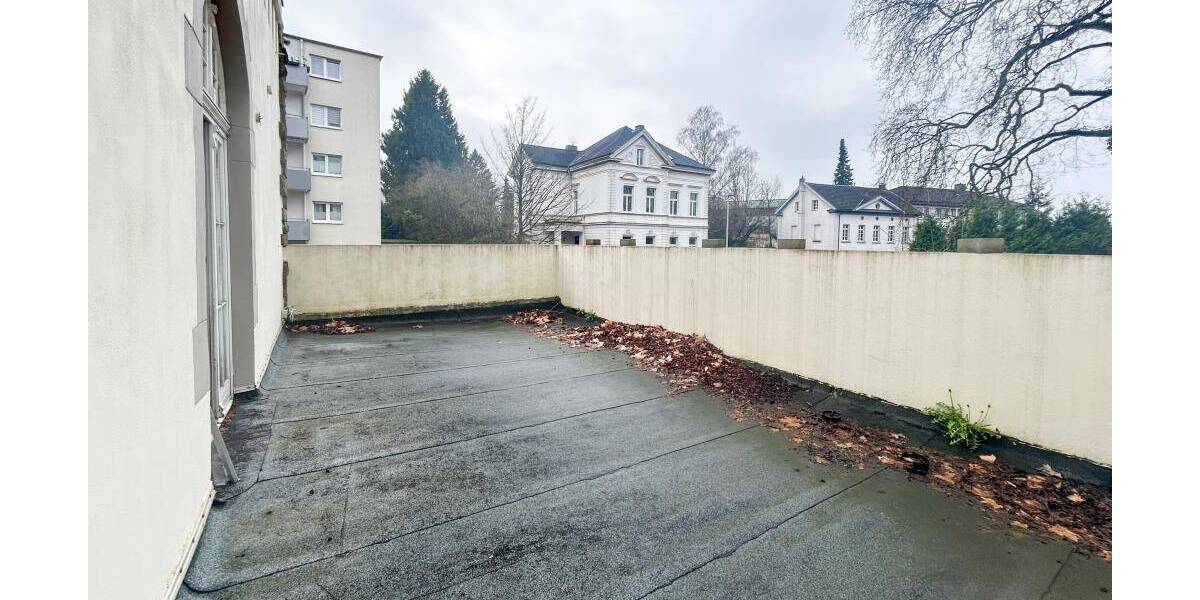 Sanierte Gastronomie und Gewerbefläche im Herzen von Solingen-Wald zimmer
