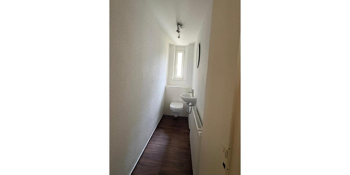 Etagenwohnung Auerbach/Vogtland Vogtland - 2 Zimmer, 65 m&sup2;, 282&euro; | Angebot:26453300