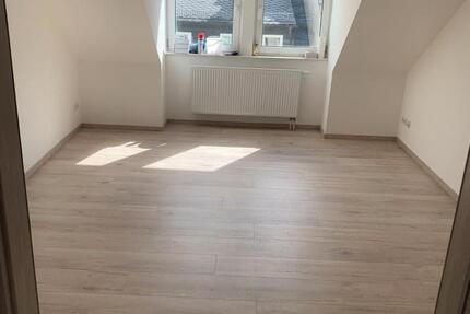 Wohnung Schleiz - 2 Zimmer, 59 m&sup2;, 450&euro; | Angebot:26085924