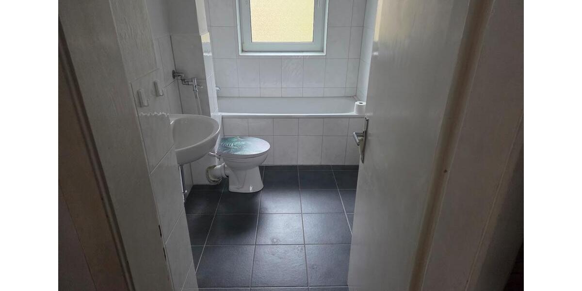 Etagenwohnung Werdohl - 3 Zimmer, 61 m&sup2;, 305&euro; | Angebot:24590505