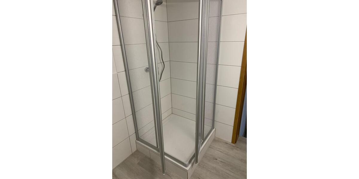 Schöne, vollsanierte 4-Zimmer-DG-Wohnung in Rittmarshausen 4 zimmer