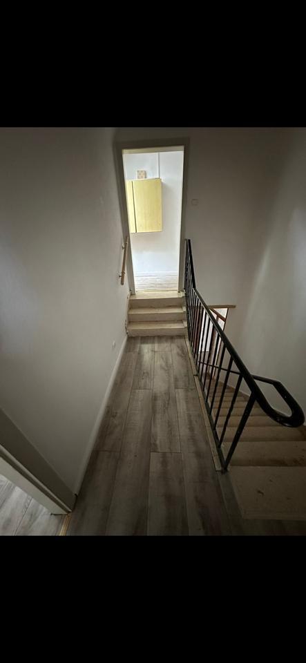 Wohnung in einem Haus zimmer
