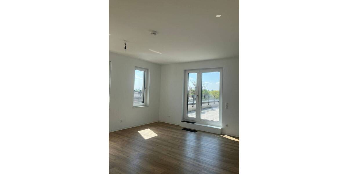 Etagenwohnung Mannheim Käfertal - 3 Zimmer, 107 m&sup2;, 1.341&euro; | Angebot:26259337