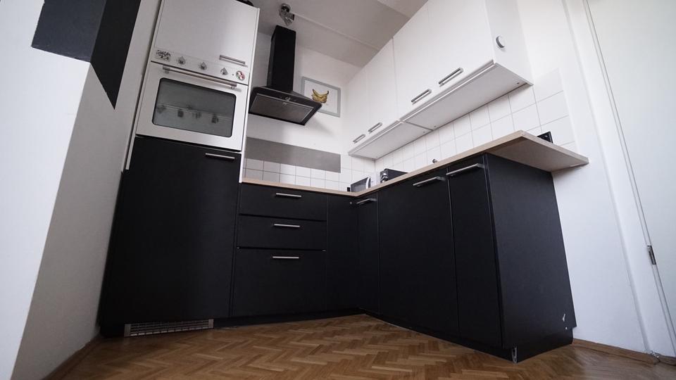 Einfamilienhaus München Schwabing-Freimann - 2.5 Zimmer, 60 m&sup2;, 2.149&euro; | Angebot:26636857