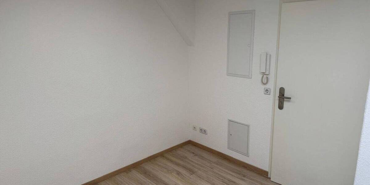 Etagenwohnung Bernburg Bergstadt - 2 Zimmer, 72 m&sup2;, 435&euro; | Angebot:25862588