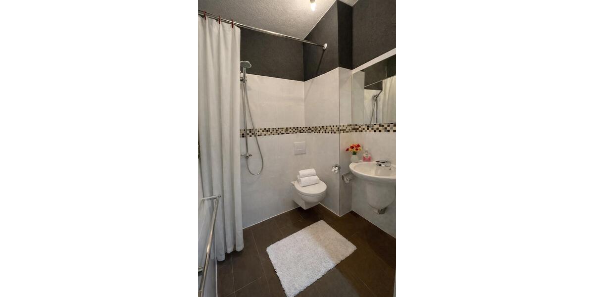 Wohnen auf Zeit Bochum Günnigfeld - 5 Zimmer, 70 m&sup2;, 18&euro; | Angebot:26305436