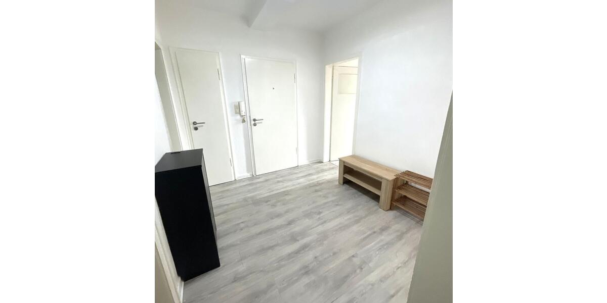 Wohnen auf Zeit Moers - 3 Zimmer, 92 m&sup2;, 15&euro; | Angebot:23821127